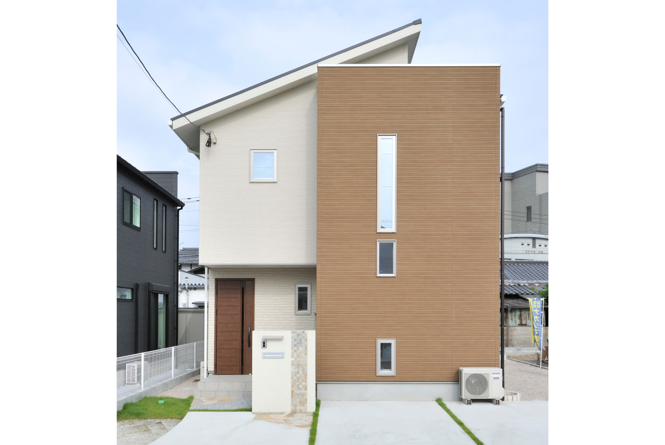 シンプルモダンな二階建て